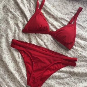 Ribbed red bikini set